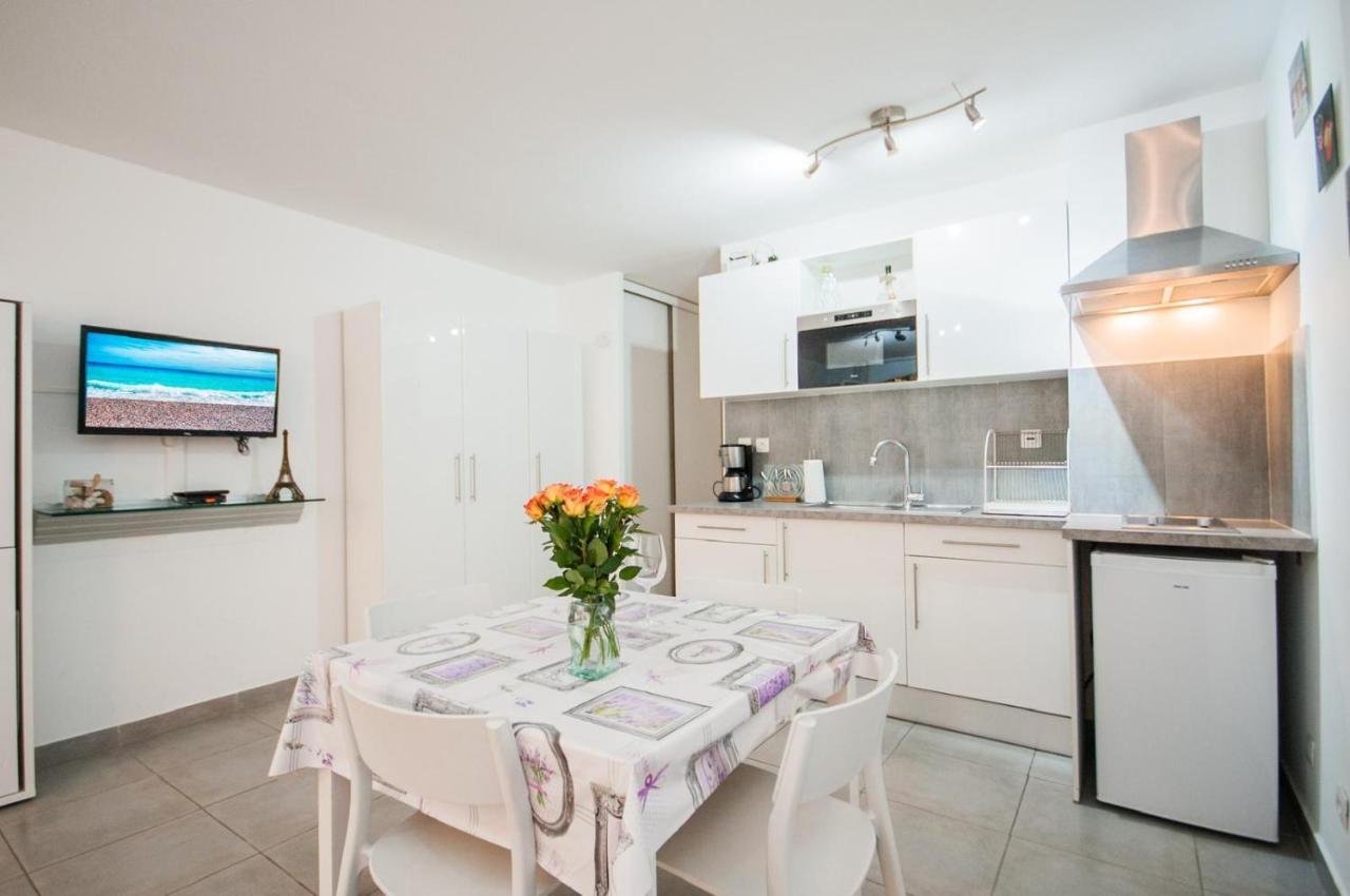 Le Chateau 4 Pers Ac Wifi Vecchia Nizzaアパートメント エクステリア 写真